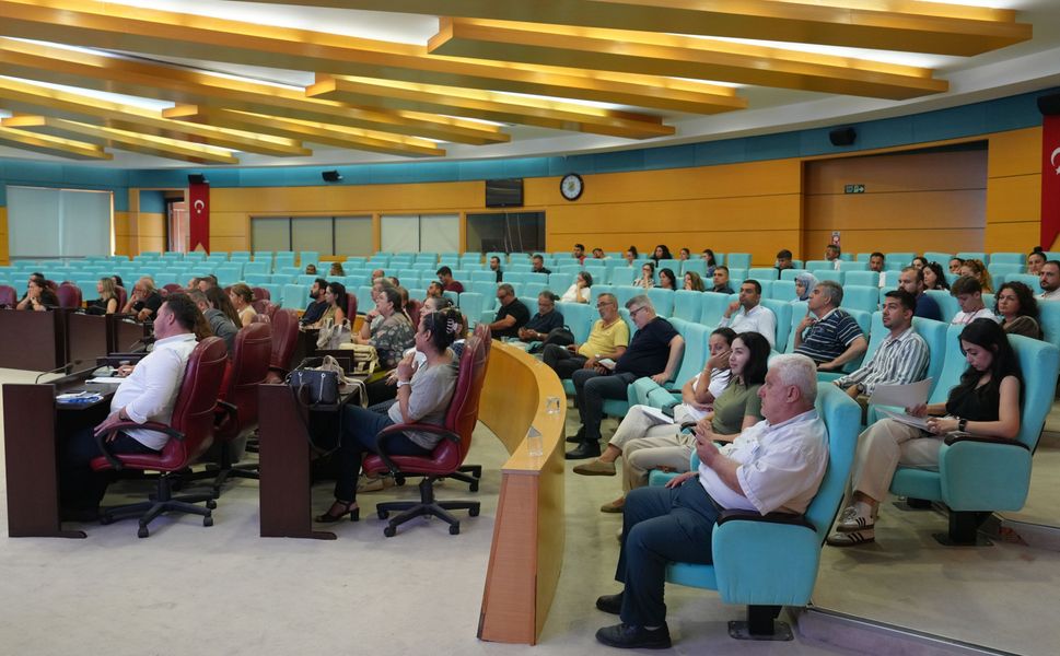 Tarsus'ta Yeşil Çatı Yönetmeliğine ortak akıl desteği