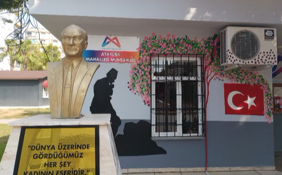 Atatürk mahallesi Muhtarlığına Atatürk Köşesi