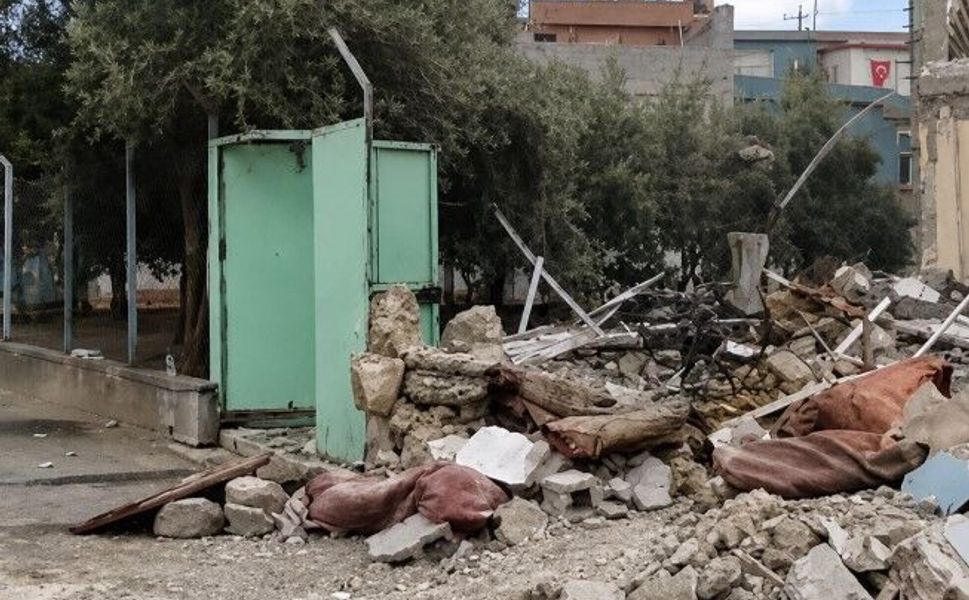 Tarsus'taki hasarlı Tahtalı Cami'nin yıkımına başlandı