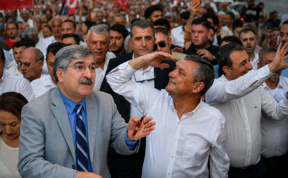 Fikri Sağlar YENİ Parti yol haritası için Mersin’e geliyor