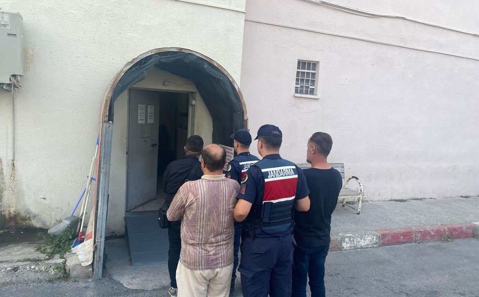 Mersin'de sahtecilik şebekesine darbe