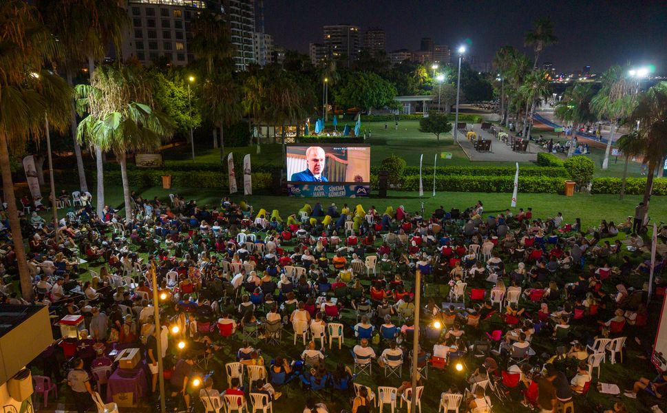 Mersin'de Açık Hava Sinema günleri başladı
