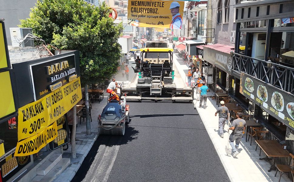 Silifke'de 850 ton sıcak asfalt serildi