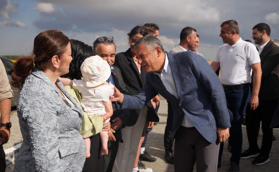 Özgür Özel, Deniz Göktaş'ı cezaevinde ziyaret etti
