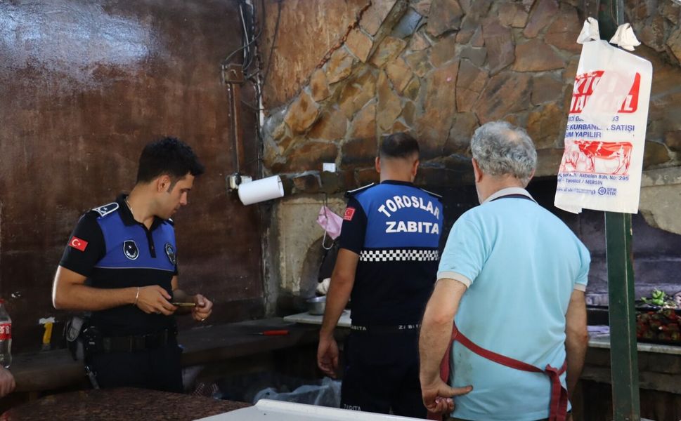 Toroslar’da restoran ve imalathanelere sıkı hijyen denetimi