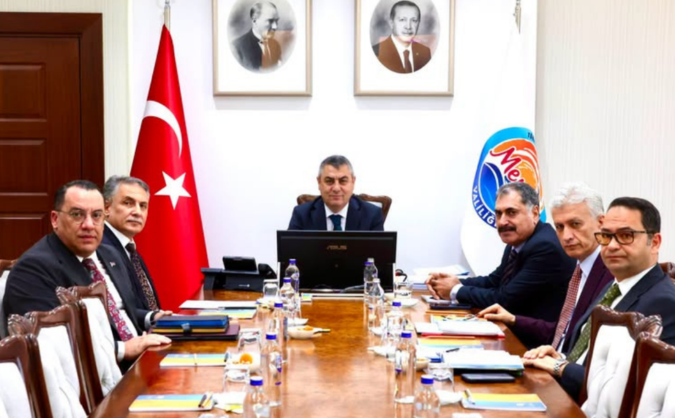 Vali Toros Değerlendirme ve Koordinasyon toplantısı gerçekleştirdi