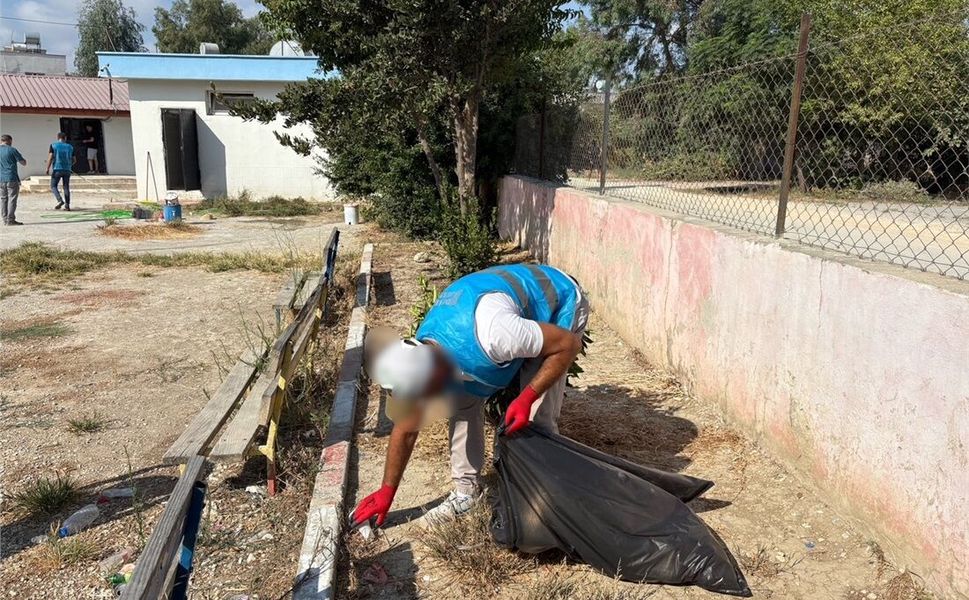 Tarsus’ta denetimli serbestlik yükümlülerinden okullara destek