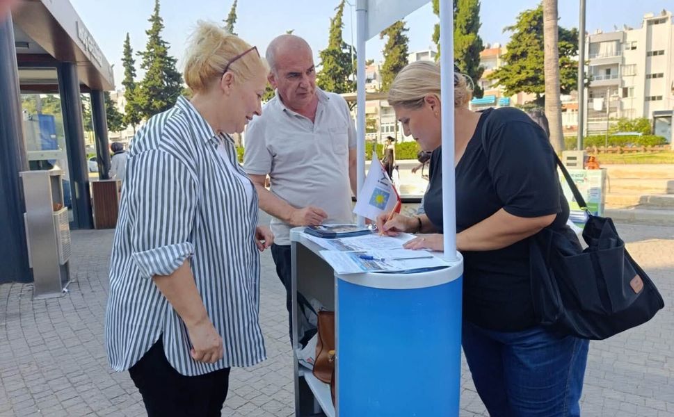 İYİ Parti'nin ücretsiz otoyol kampanyasına vatandaşlardan yoğun ilgi
