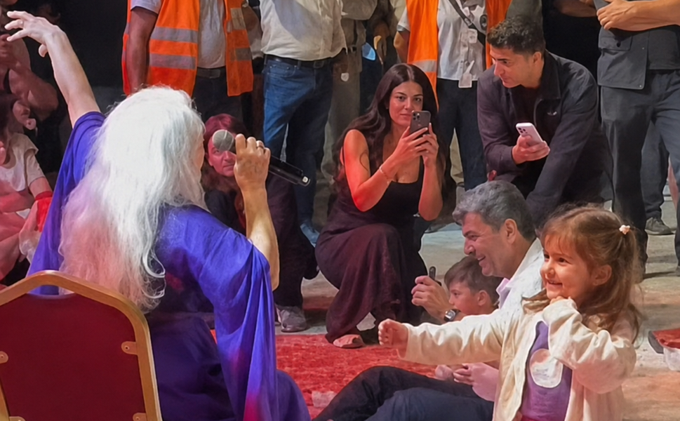 AK Partili Özturan, Yıldız’a ‘şenlikte alkol içti’ suçlaması