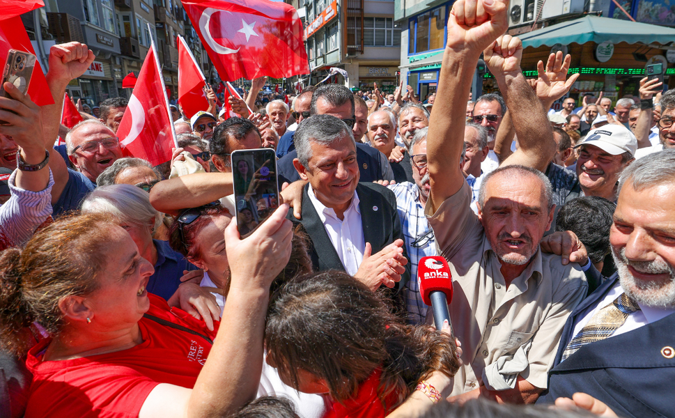 Özgür Özel: ''YENİ Parti'yi hep birlikte kurduk''