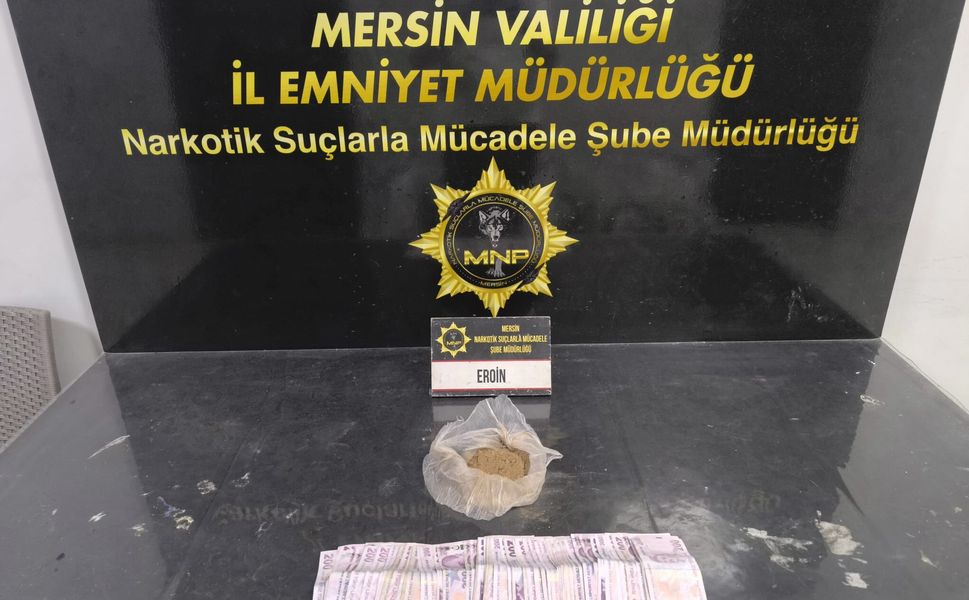 Mersin’de narkotik operasyonu: 190 gram eroin ve 19 bin TL ele geçirildi