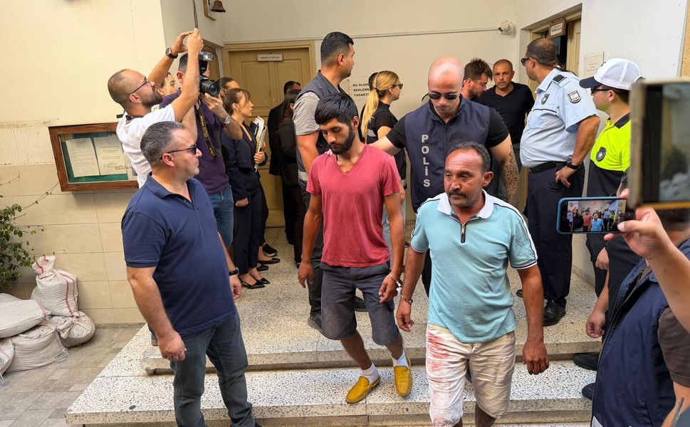 Gemi kazasında 9 kişiye tutuklama kararı