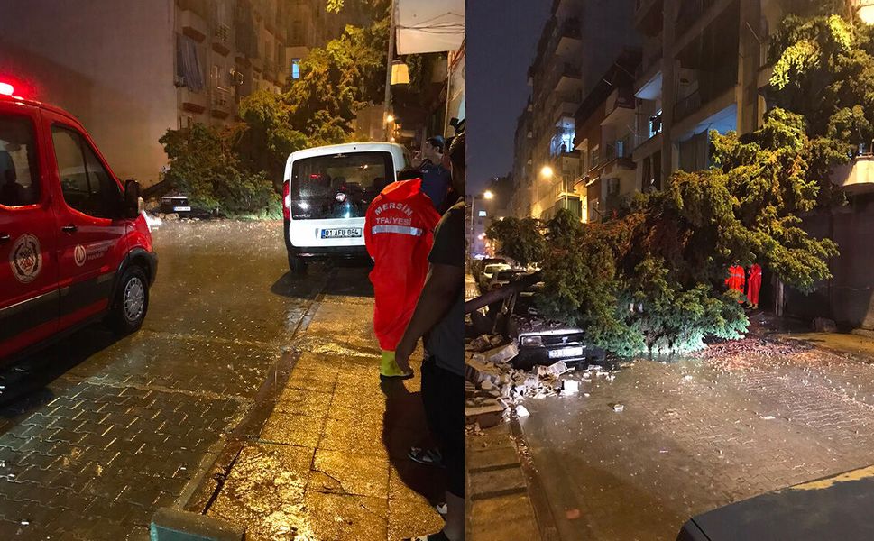 Mersin’de  yıldırım  ağacı devirdi: Park halindeki araç hasar gördü