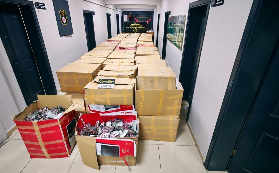Mersin’de 2 milyon 296 bin sentetik ecza ele geçirildi
