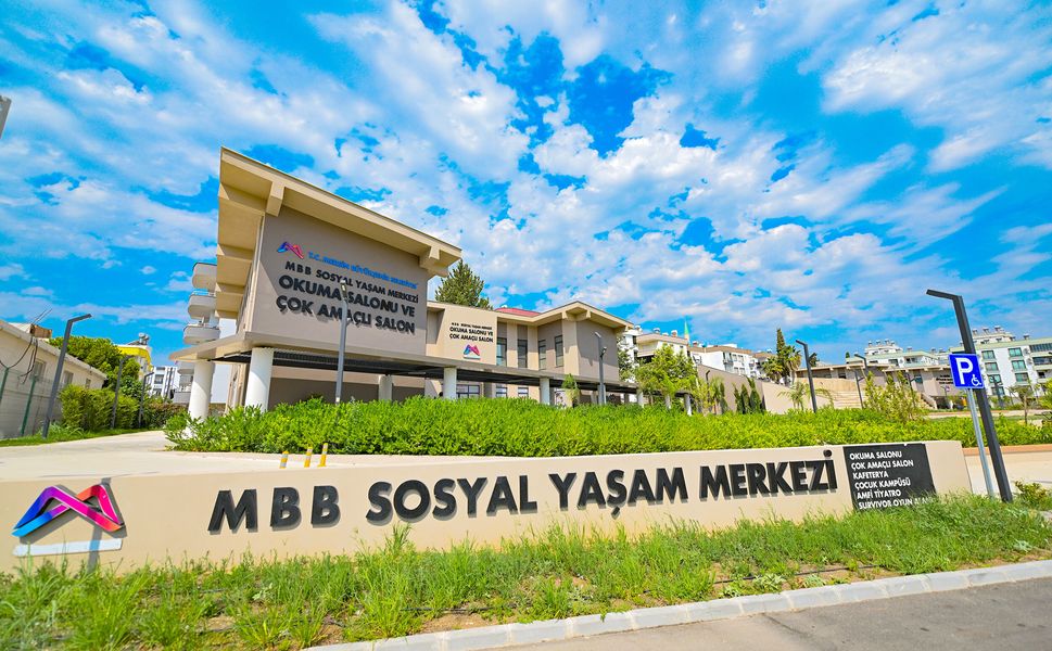 Silifke Sosyal Yaşam Merkezi, her yaştan vatandaşa hizmet veriyor