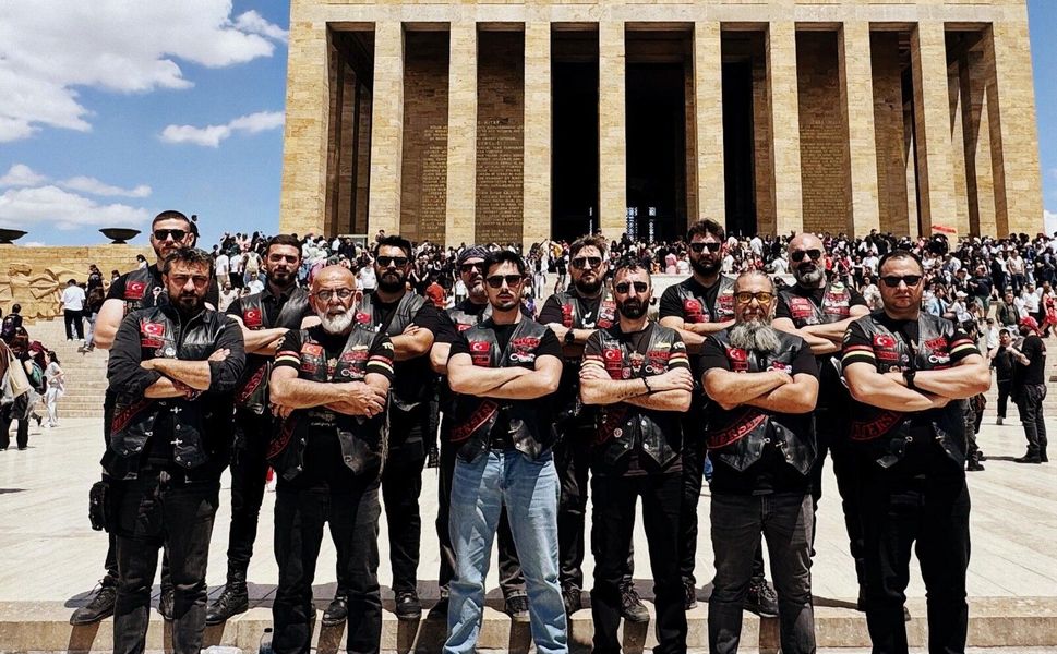 “Asi değil, kardeşlik bağıyla bağlı özgür ruhlu insanlarız”