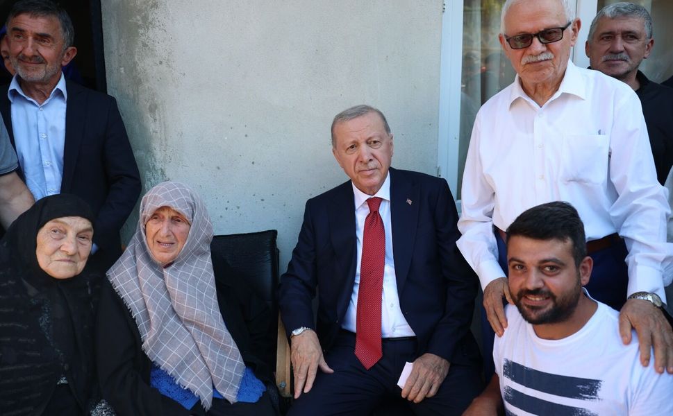 Erdoğan'dan komşularına ziyaret
