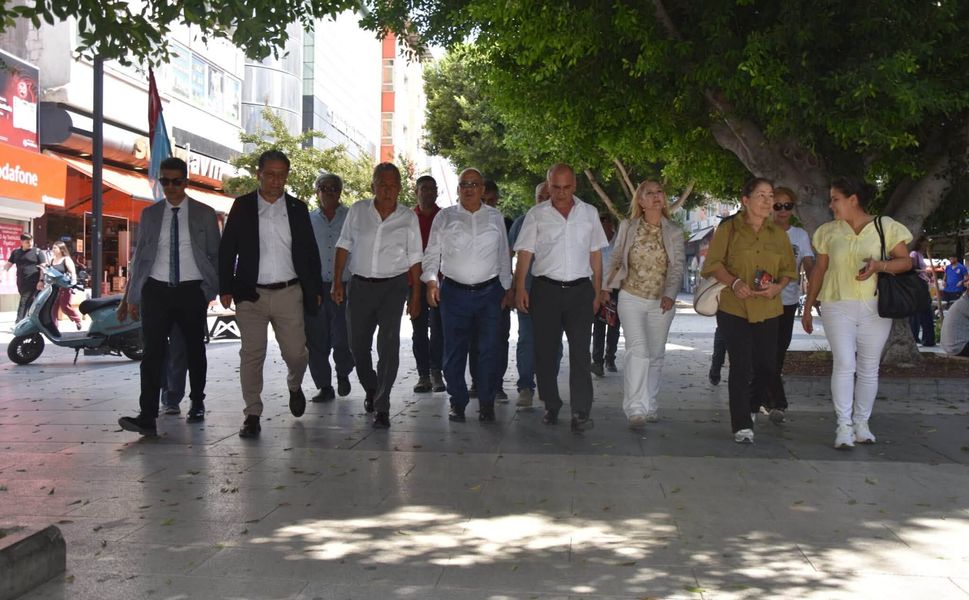 İYİ Parti’den Tarsus'ta mitinge davet ziyareti