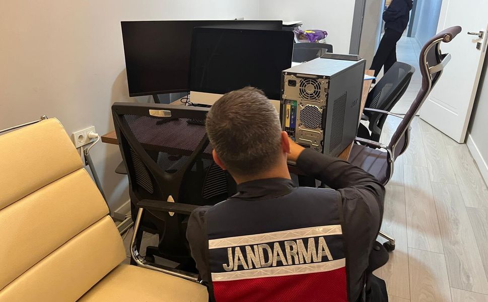 MİT koordinesinde yazılım şirketine veri operasyonu