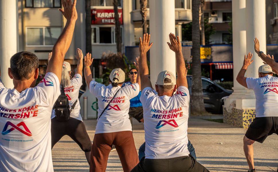 Mersin’de muhtarlarla hareketlilik ve spor buluşması