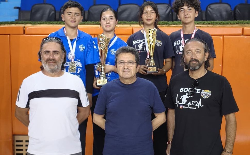 Mersin’in iki temsilcisi 2. Lig’e yükseldi