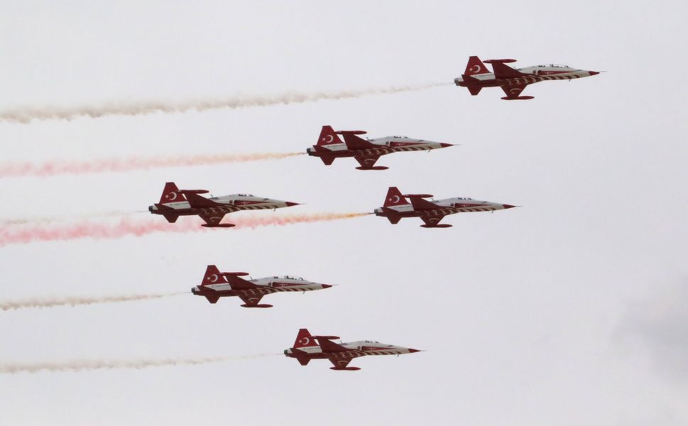 Türk Yıldızları’ndan unutulmaz gösteri