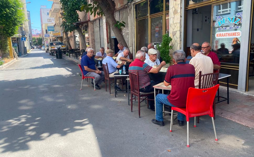 Mersin’de eylül hareketliliği kahvehanelere yansıdı
