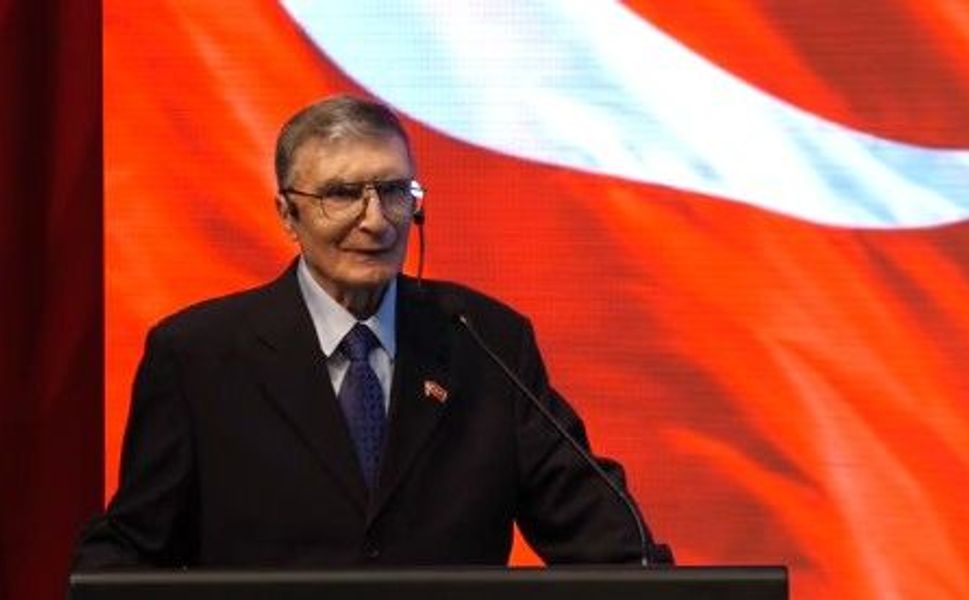 Aziz Sancar, Mersin Üniversitesinde açılış dersi verdi