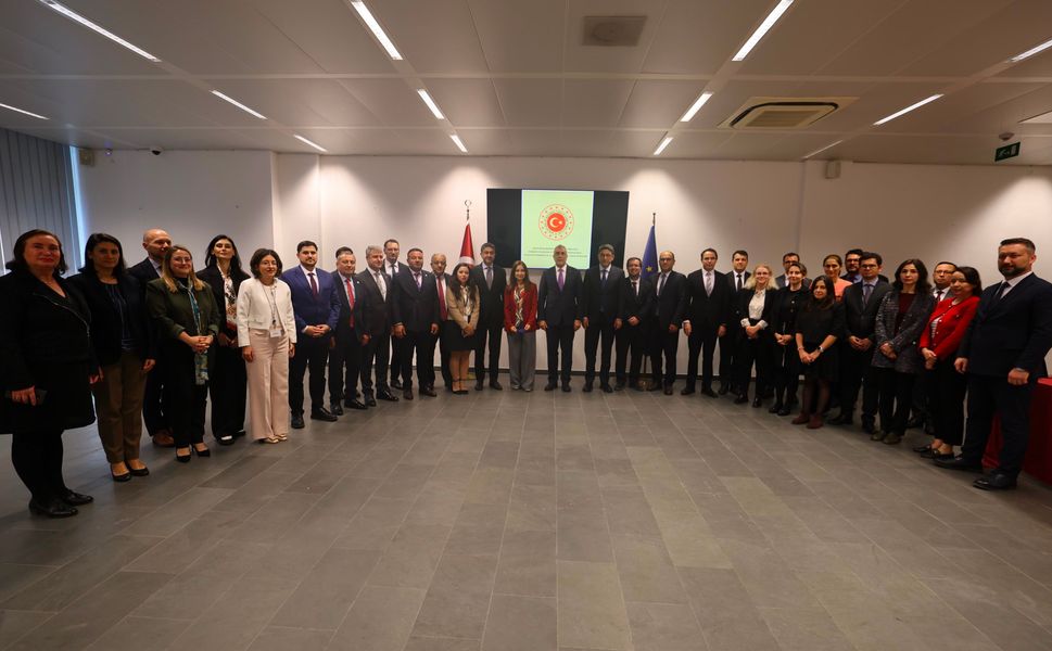 Bakan Işıkhan’dan Belçika’ya resmi ziyaret