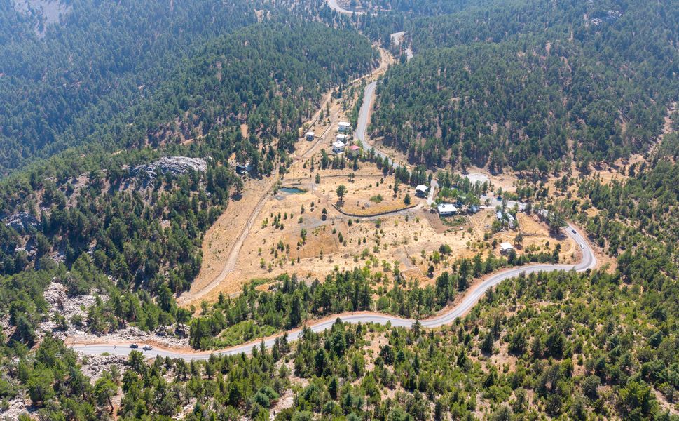 Bozyazı’da 14 kilometrelik yayla yolu yenilendi