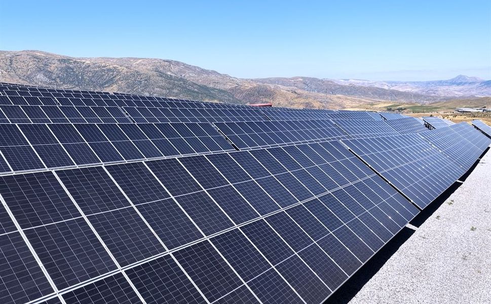 Bakanlıkta elektrik ihtiyacının yüzde 90’ı güneşten