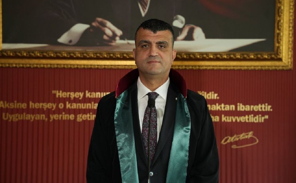 Gazi Özdemir yeniden Mersin Barosu Başkanı