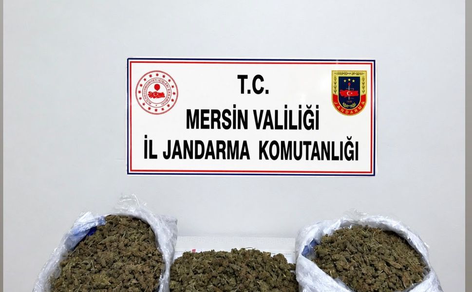 Mersin’de 2 bin 900 gram kubar esrar ele geçirildi