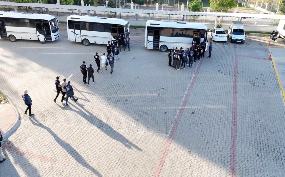 Mersin'de 3 ayrı soruşturma: Milyarlık işlem hacmi ve tutuklamalar