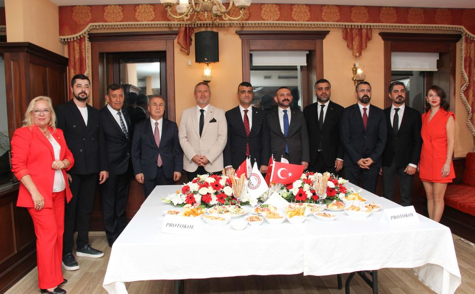 “Cumhuriyet, cübbelerimize büyük bir sorumluluk yüklemiştir”