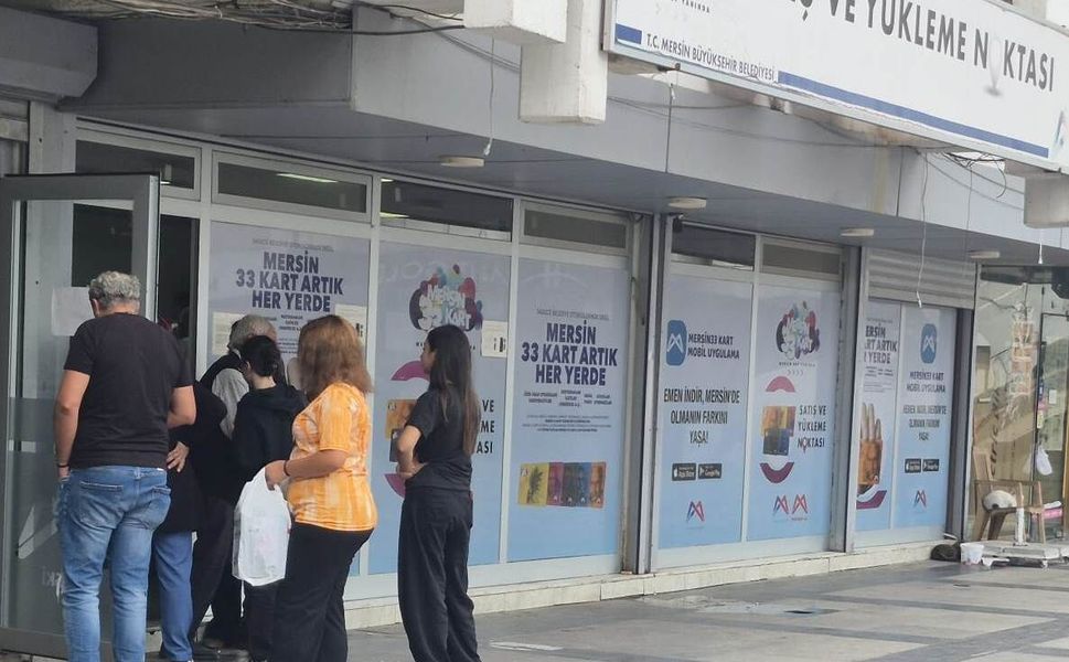 Mersin’de ulaşım kartı kuyrukları sona erdi