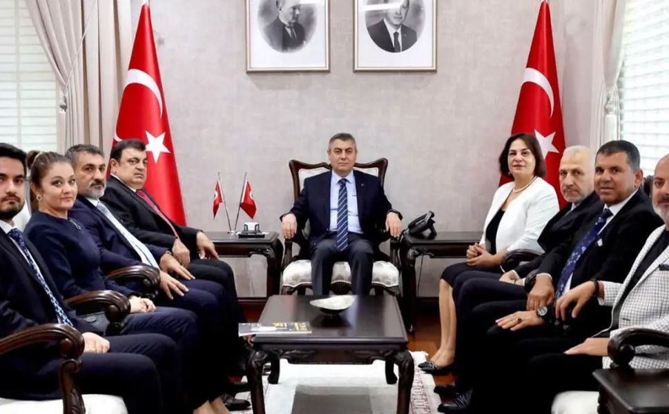 TURAB yönetiminden Mersin Valisi Atilla Toros’a ziyaret