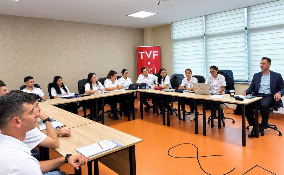 Voleybolda Ulusal Hakemliğe Terfi Sınavları Mersin’de başladı