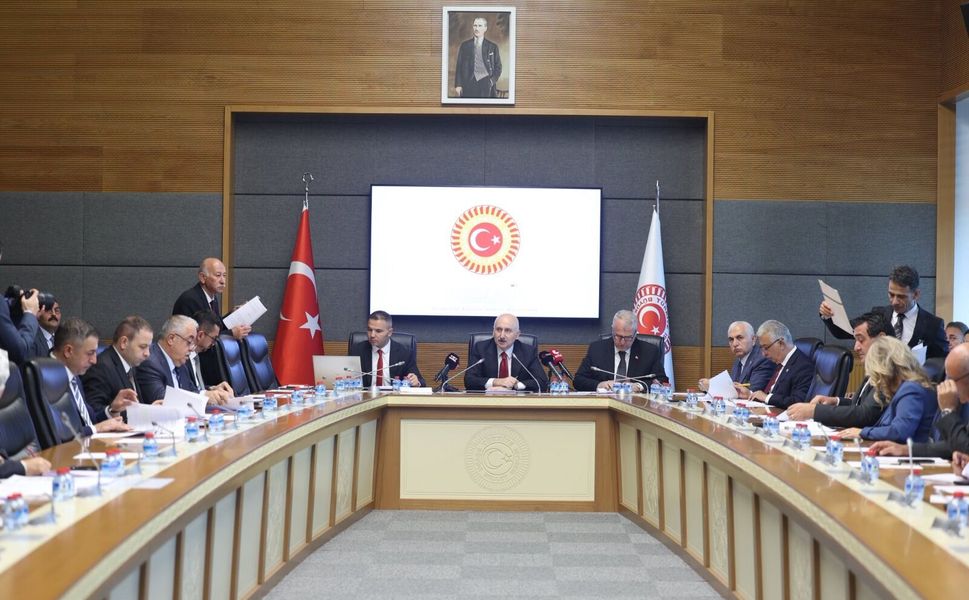 Yabancı platformlara izin belgesi zorunluluğu geliyor