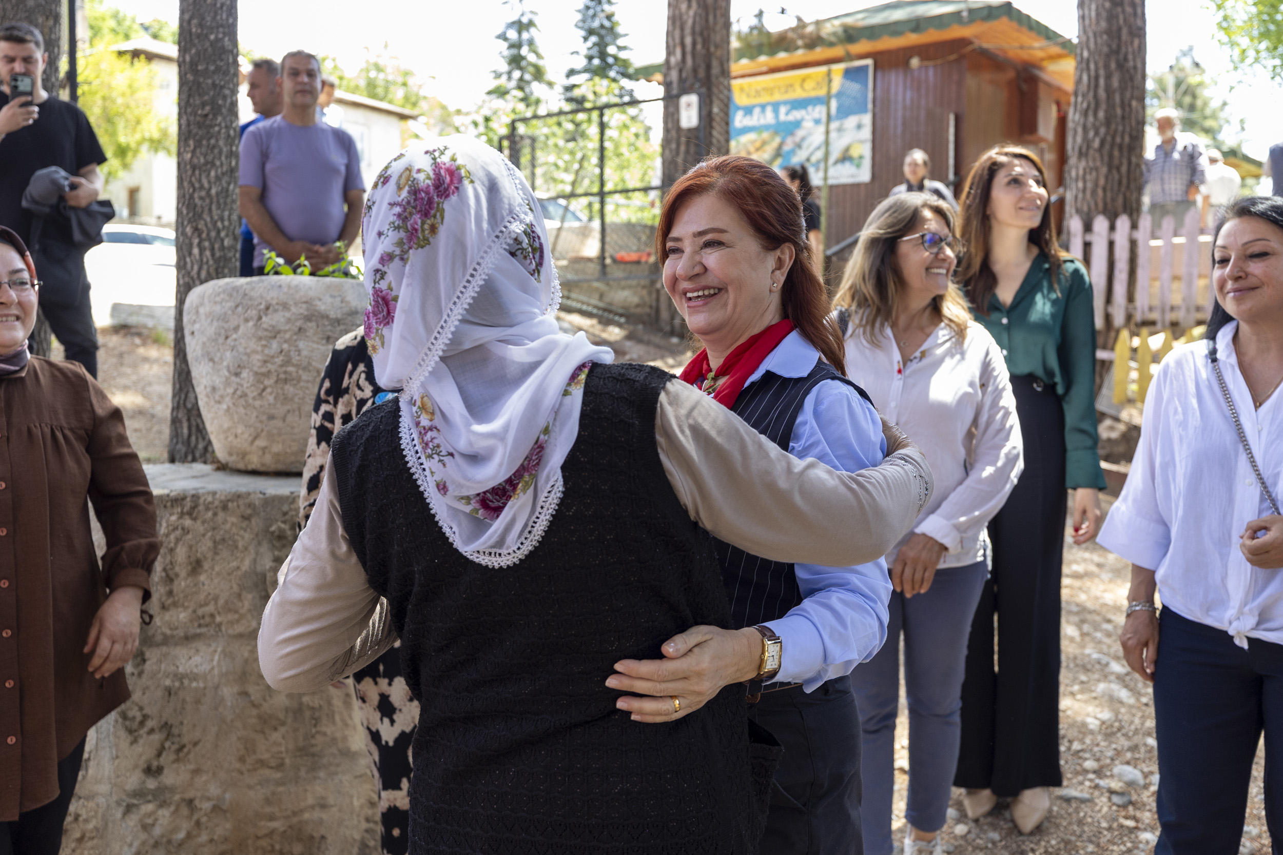 Çamliyaylali Üreti̇ci̇ Kadinlara Kooperati̇fleşmeni̇n Önemi̇ Anlatildi (5)