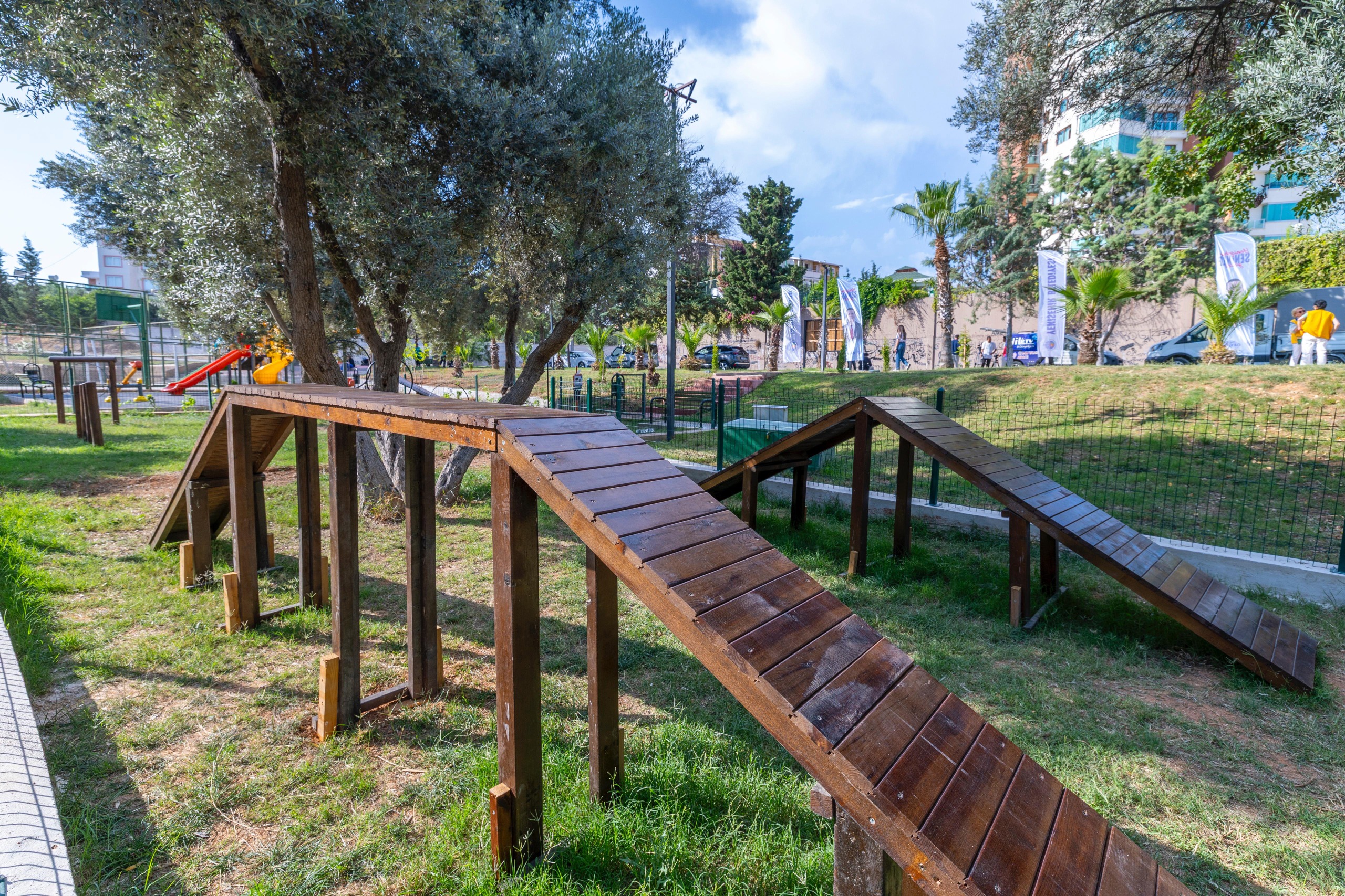 Yenişehir Belediyesinden Patili Dostlara Özel Park14