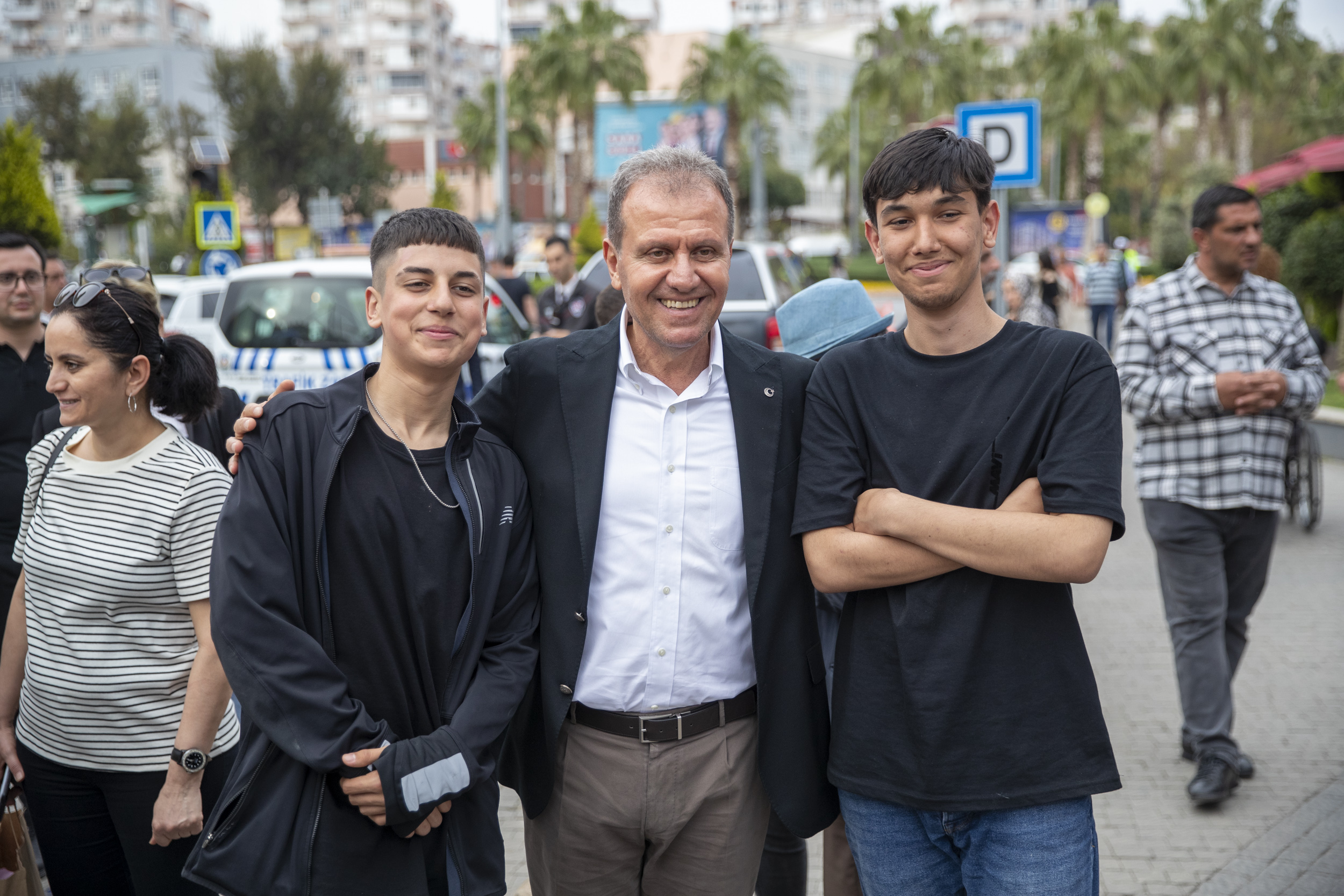 Büyükşehi̇r’i̇n Öğreni̇m Yardimlari İle Gençler Umut Dolu (5)