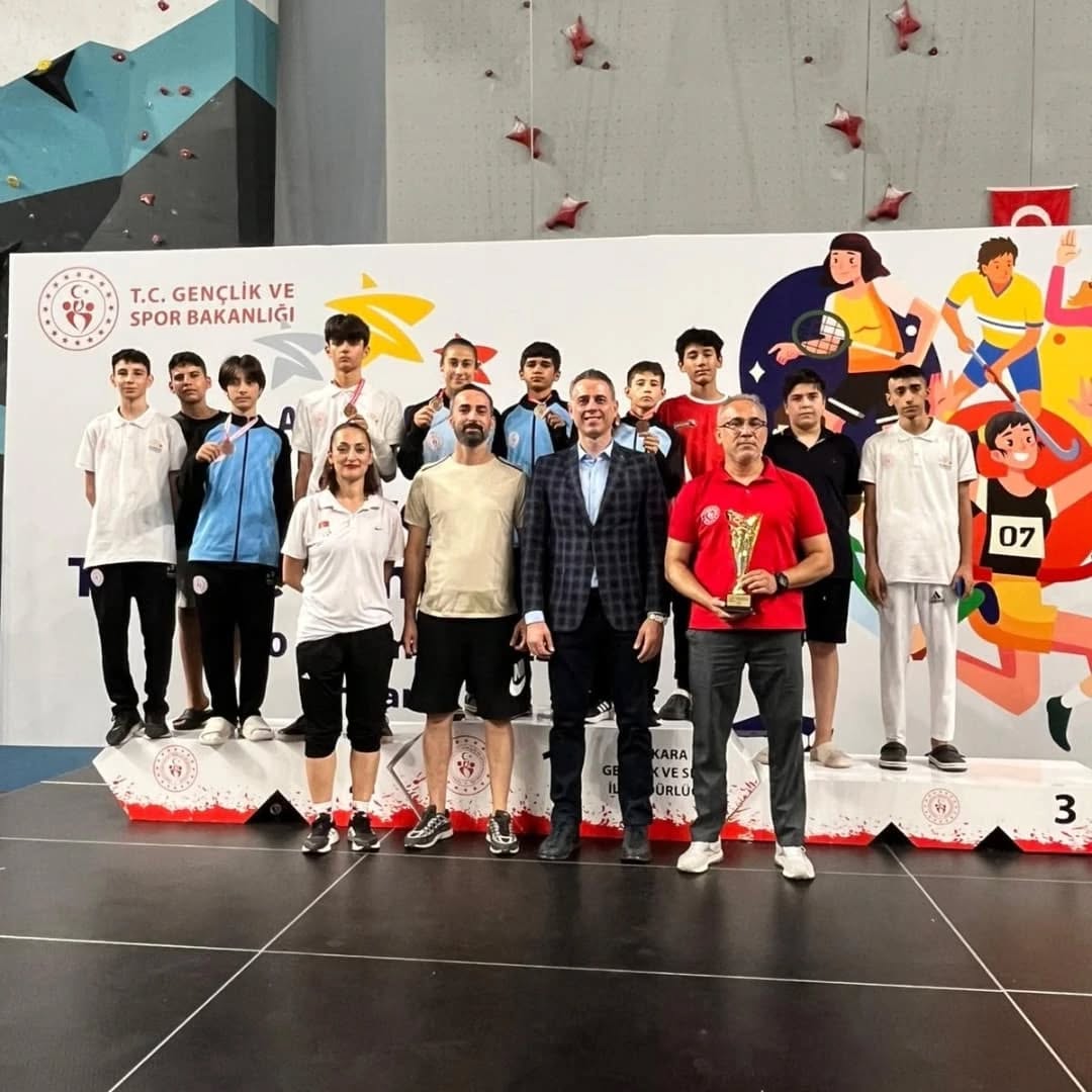 517878059 18320347054239809 5948885325689345200 N