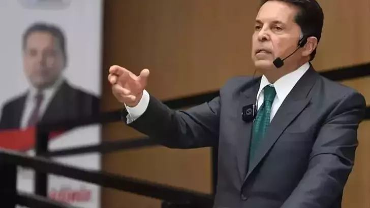 6874B0C2204De30E931D7B85