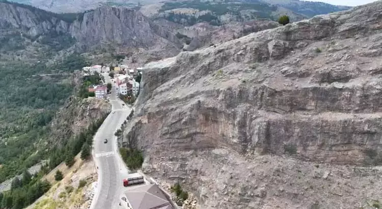 687F667Fd80654846C088616