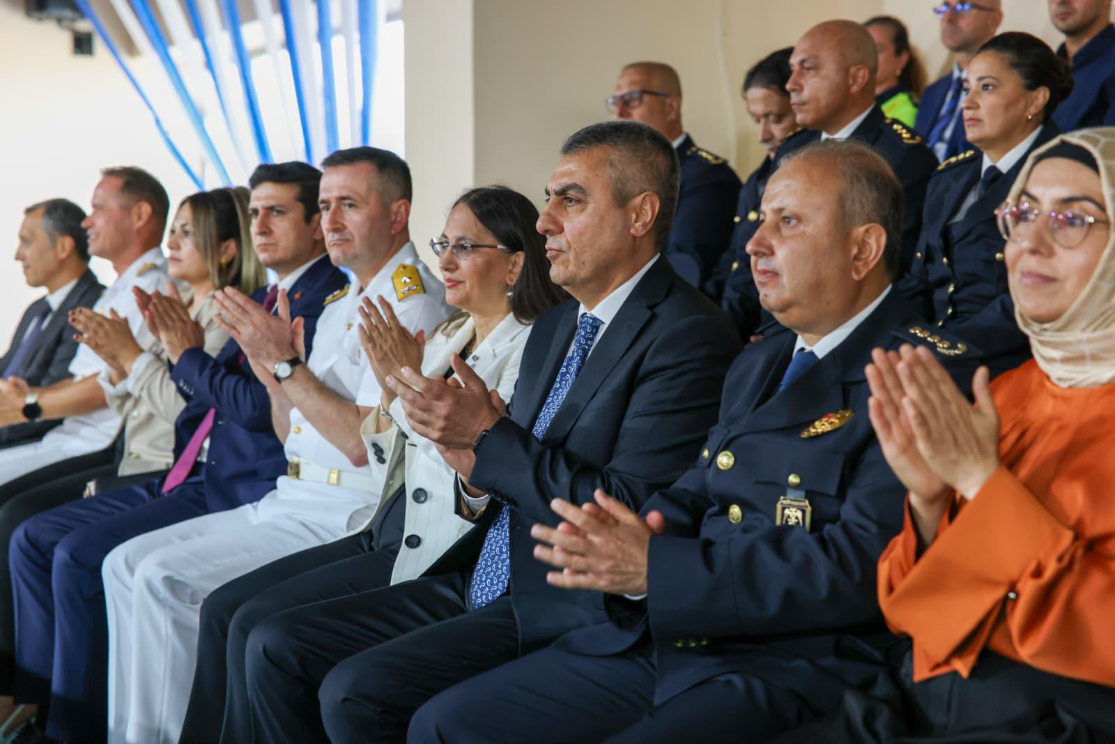 806Eefbc C94B 434F 9Ec2 88B9C751F7E3