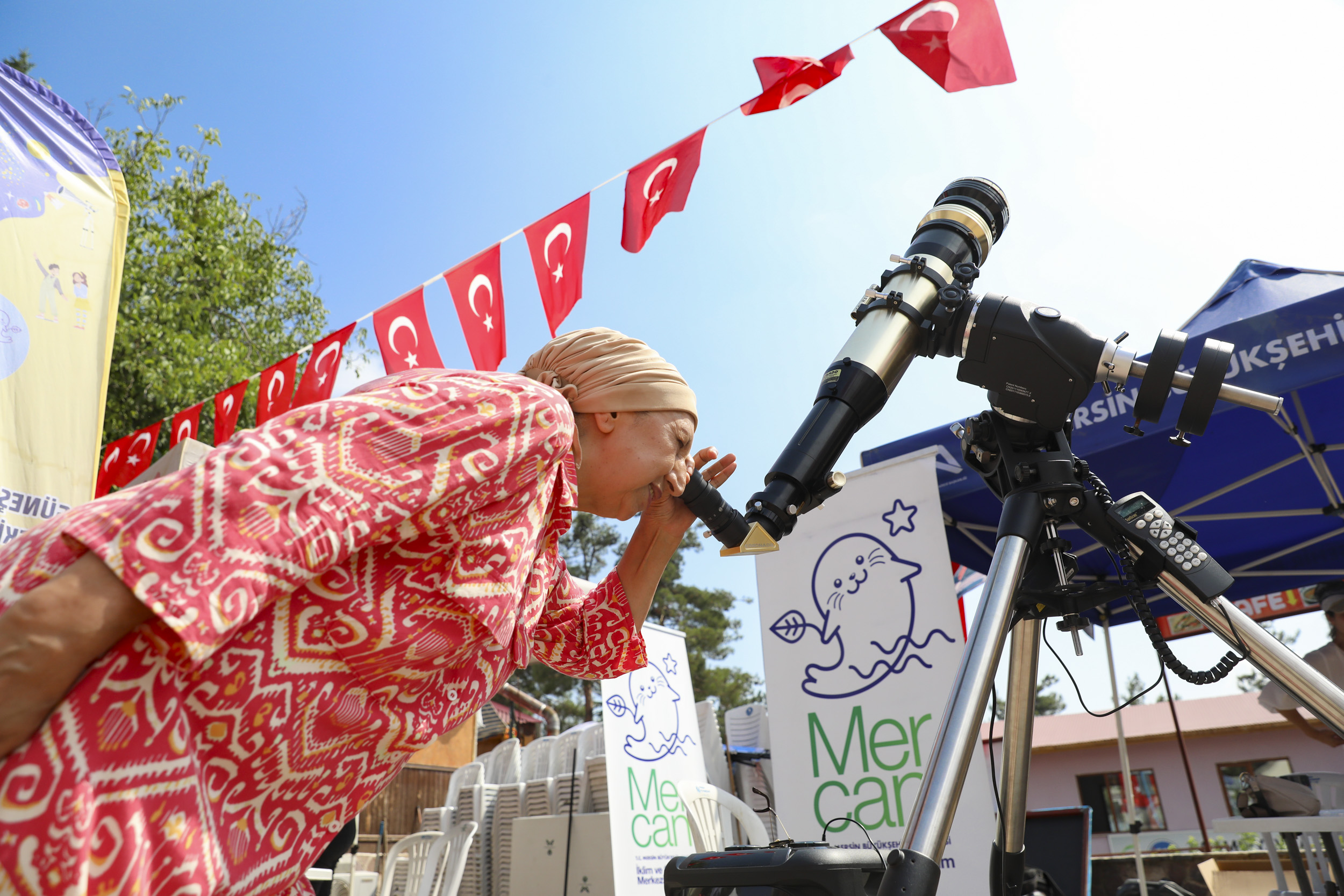 Mercan Bi̇li̇m Merkezi̇, İlçe İlçe Dolaşip Bi̇li̇m Meraklilarina Ulaşiyor (4)