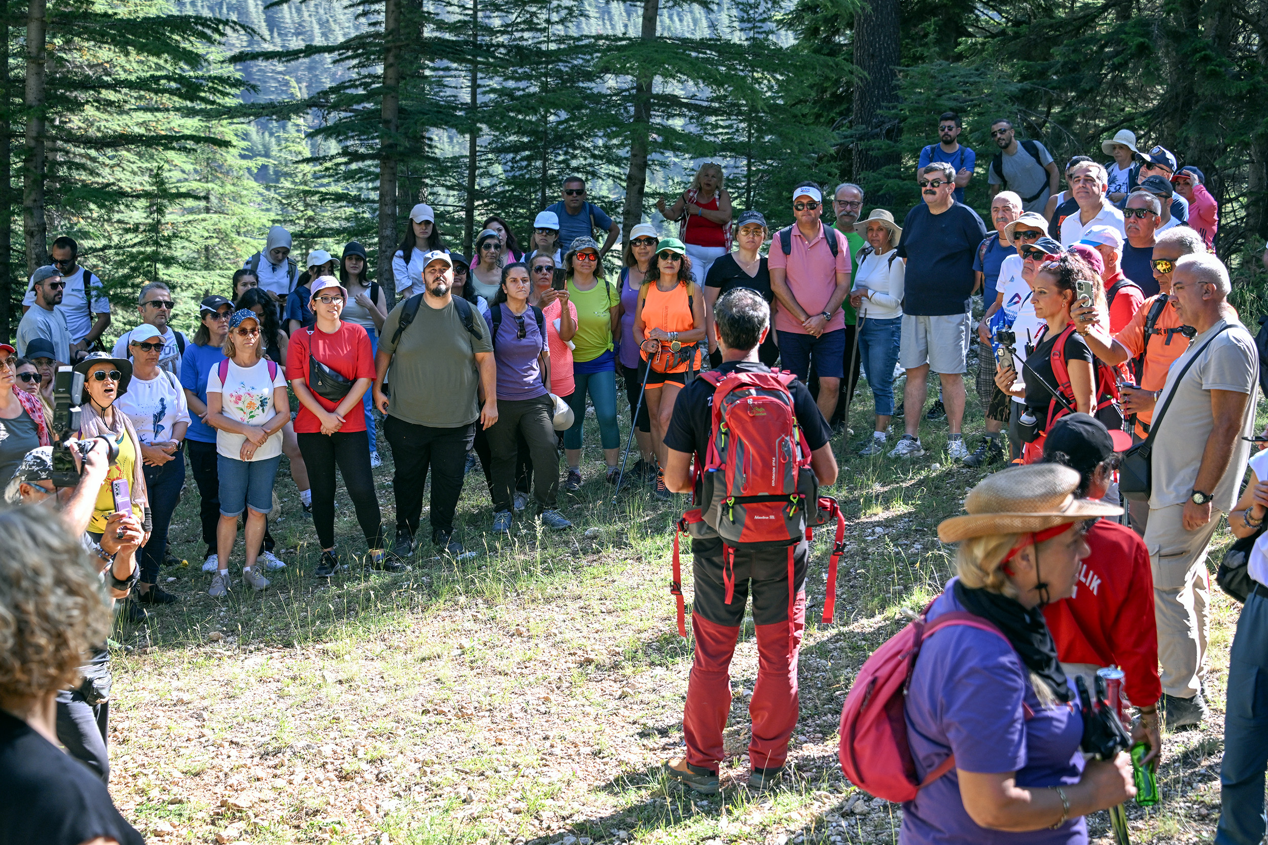 ‘Tari̇hi̇ Ki̇li̇kya Yolu Projesi̇’ni̇n 4. Turu Toroslar’in Etekleri̇nde Yüründü (15)