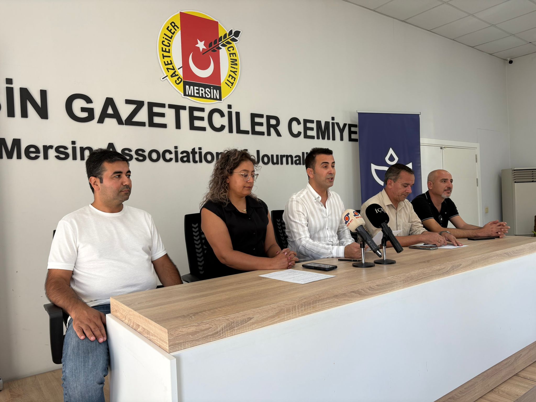 530B68E7 3E03 43A0 B4Cc 435432E55049