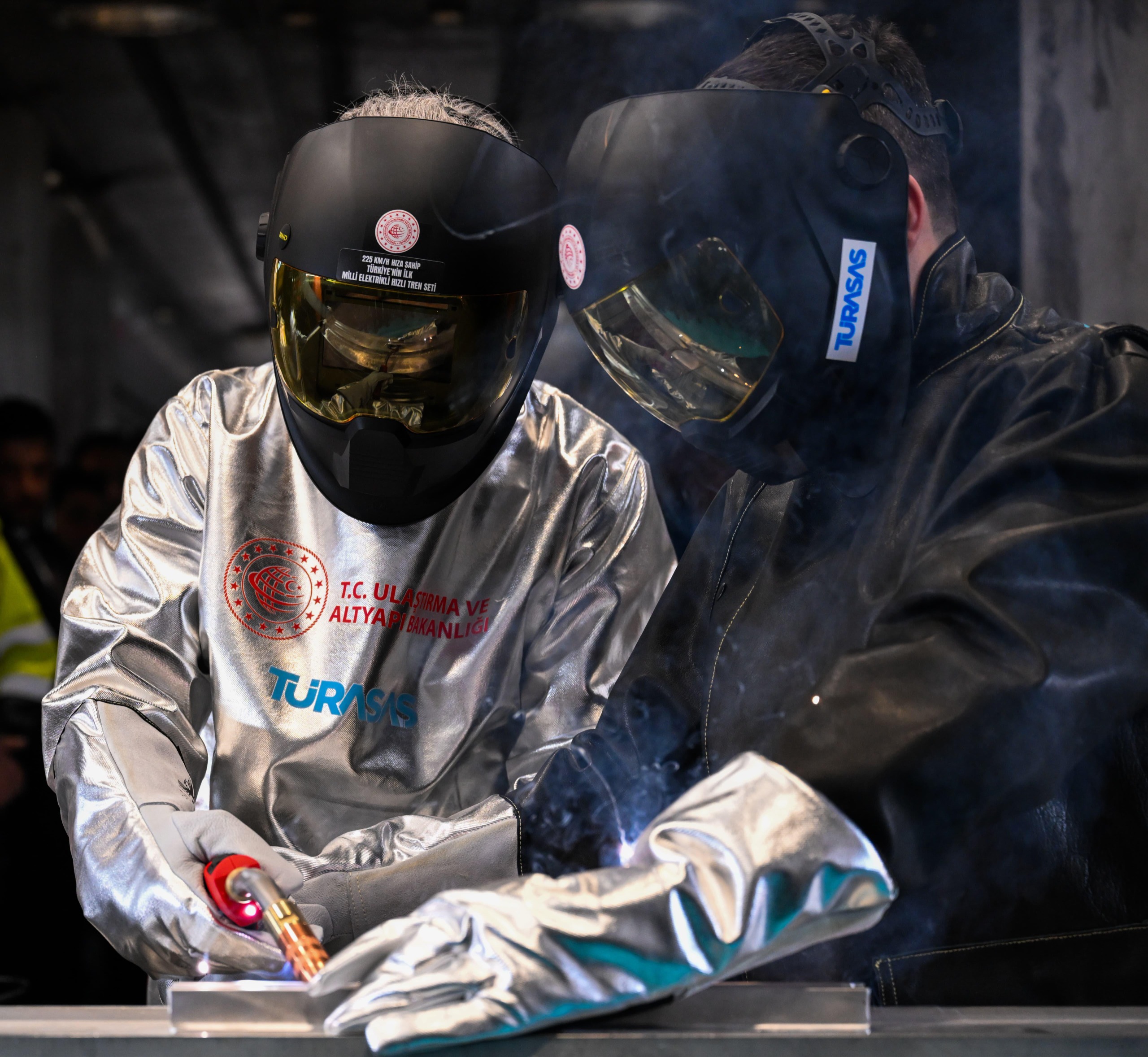 B A K A N U R A L O G L U 2025 Y I L I N D A 127 M I L L I Y 852879 253005